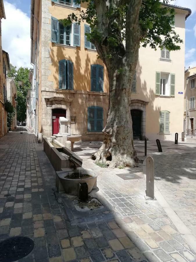 Apartamento Charmant T2 Dans Le Vieux Centre De La Valette Du Var Exterior foto